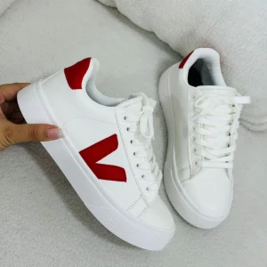 Tenis mujer suela baja con hermosos diseños en sus laterales